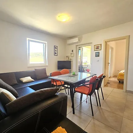 דירה Tara By Interhome פונאנט