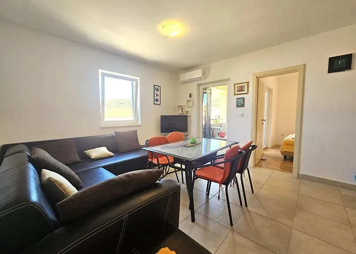 דירה Tara By Interhome פונאנט